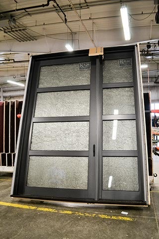 CS69-5, Over-Sized Entrance Door & Sidelite with Pattern Glass & Concealed Hinges (exterior)