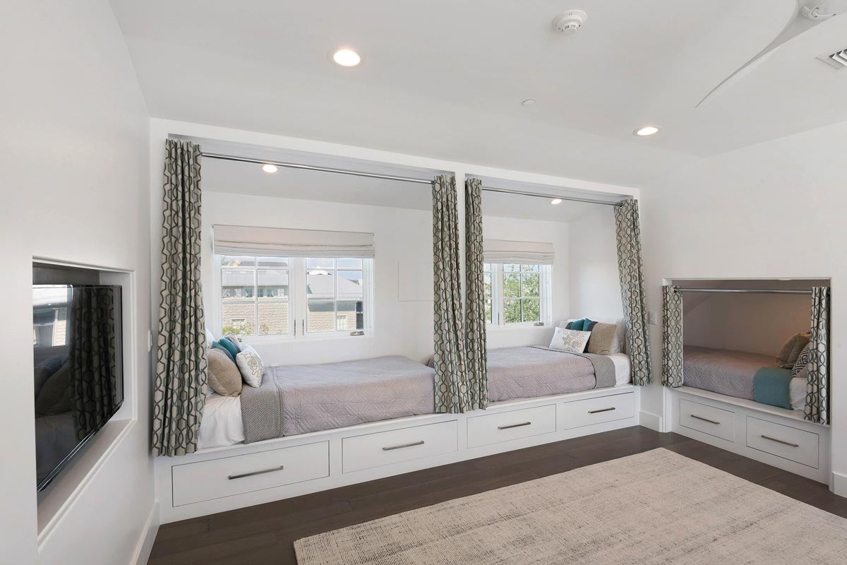 ProjectProfile-RosemaryBeach-AC129