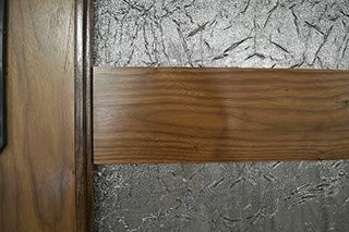 CS69-2, Over-Sized Entrance Door & Sidelite with Pattern Glass & Concealed Hinges (interior closeup of glass and PDL bar)