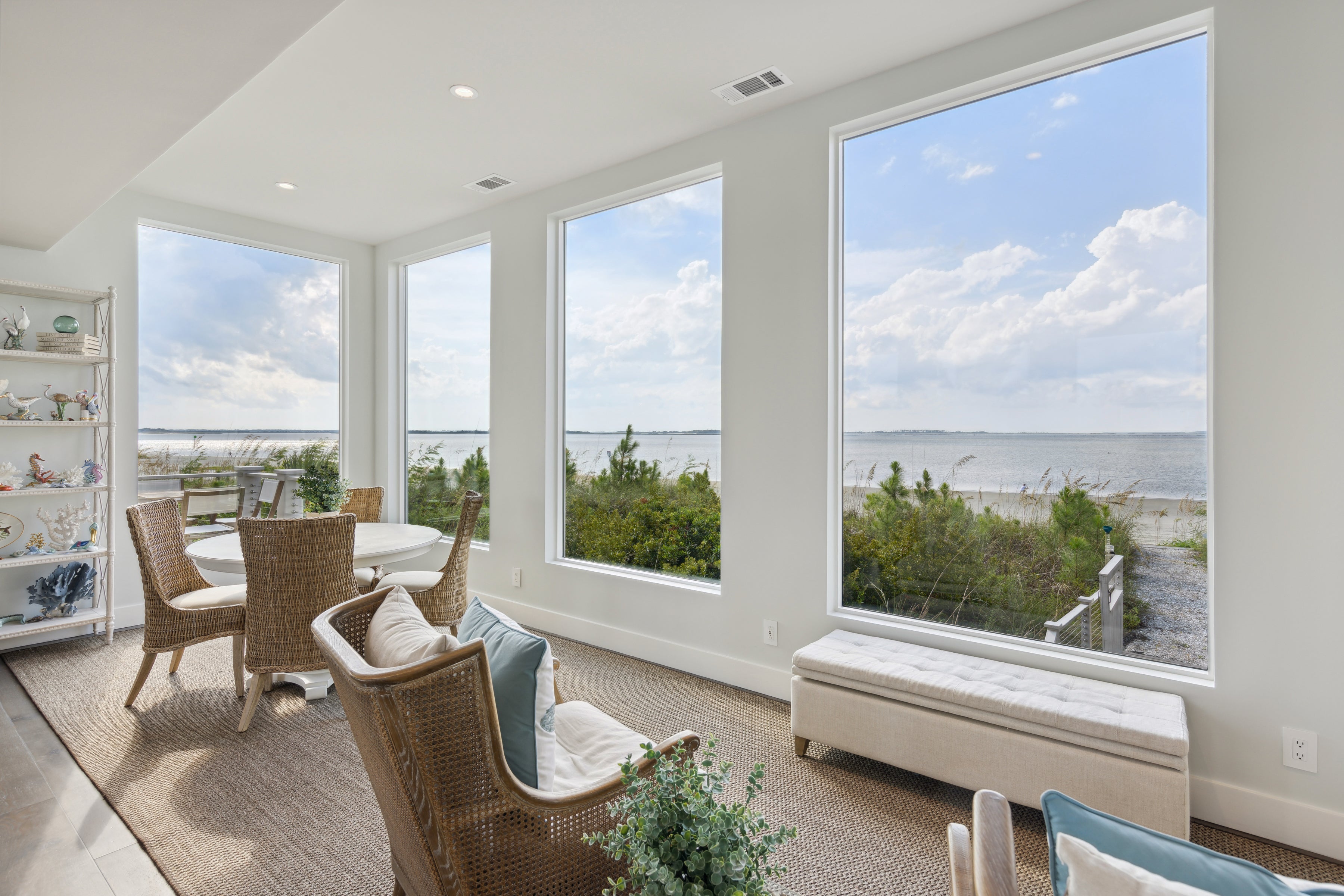 AN523 – Interior of waterfront home with Ultra windows and doors