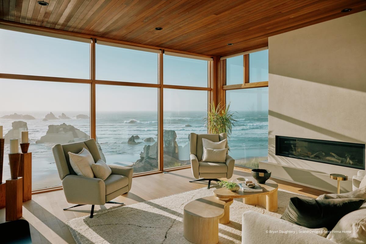 AR271 - Interior of home with VistaLuxe WD LINE windows and doors