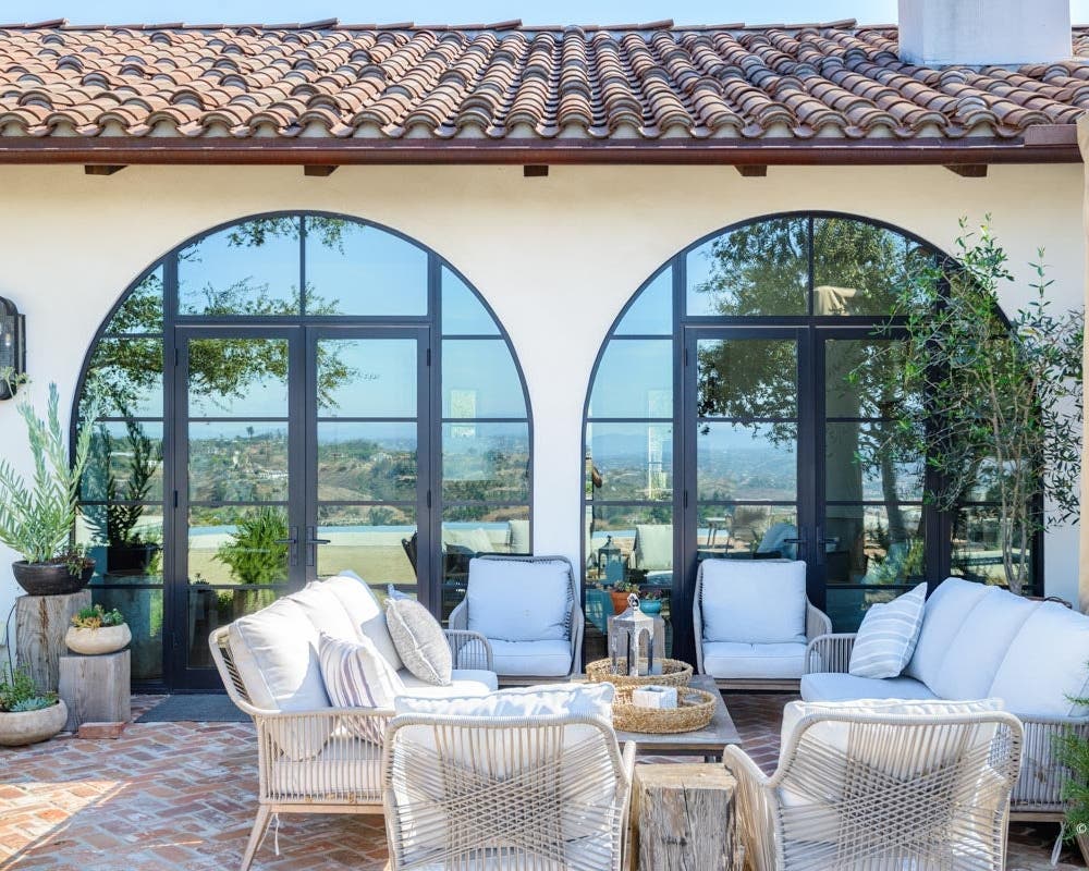 VistaLuxe WD LINE direct sets, geometric direct sets, and swing doors
