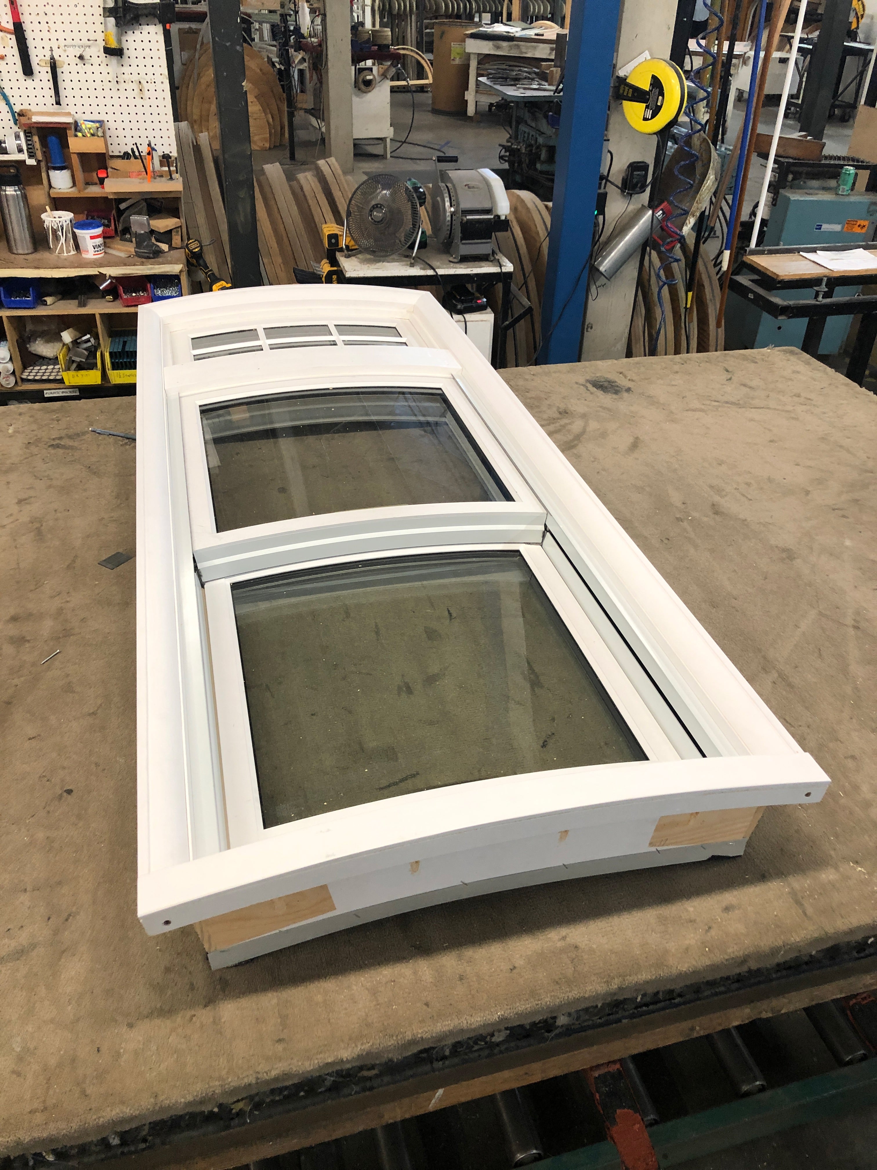 CS106-01-Heritage Series Curved Glass Window