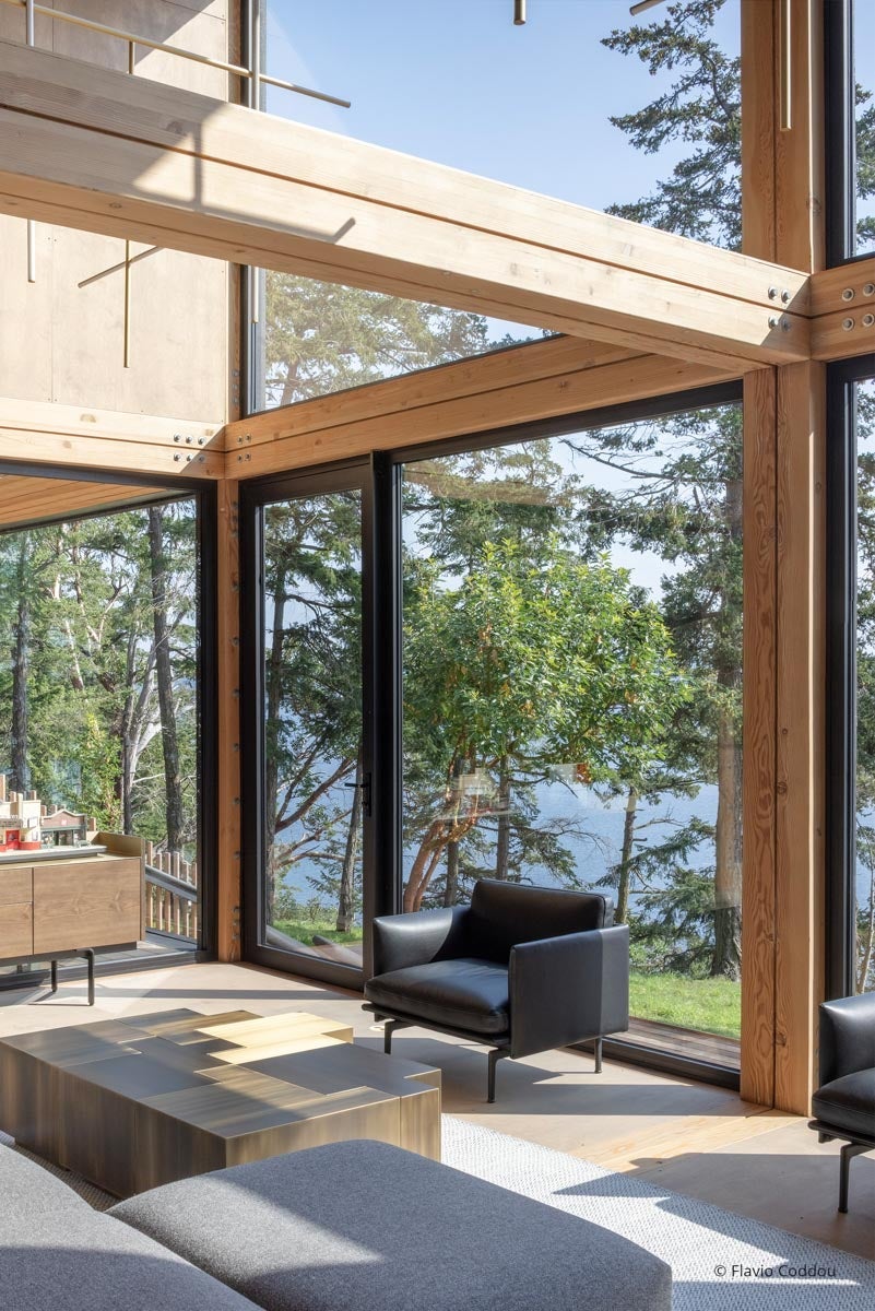 AP718 - Interior of residential home with VistaLuxe AL LINE windows and doors