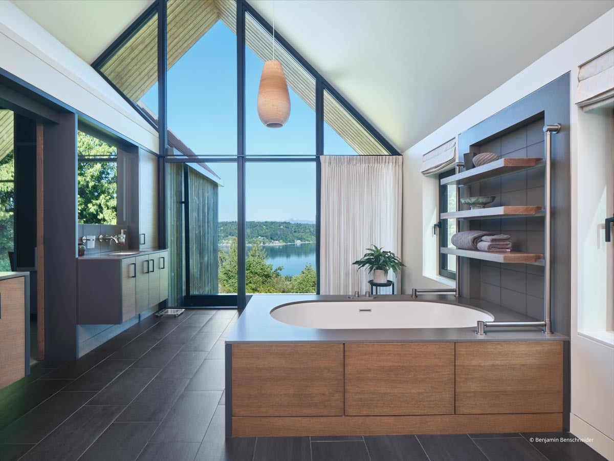AR711 - Interior of home with VistaLuxe AL LINE windows and doors