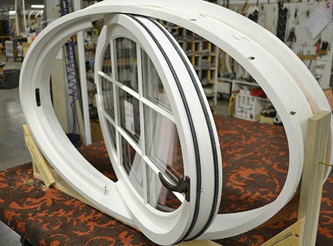 CS56-8, Pivoting Oval Window (interior, operation shown)