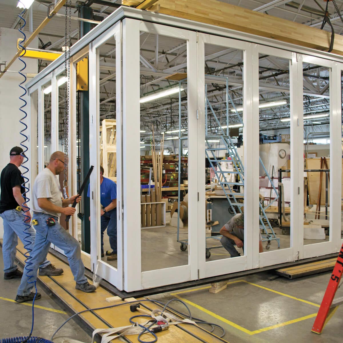 CS02-1, 90° Folding Door Corner Unit (exterior)