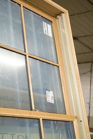CS52-4, Traditional Triple Hung Window (interior top sash closeup)