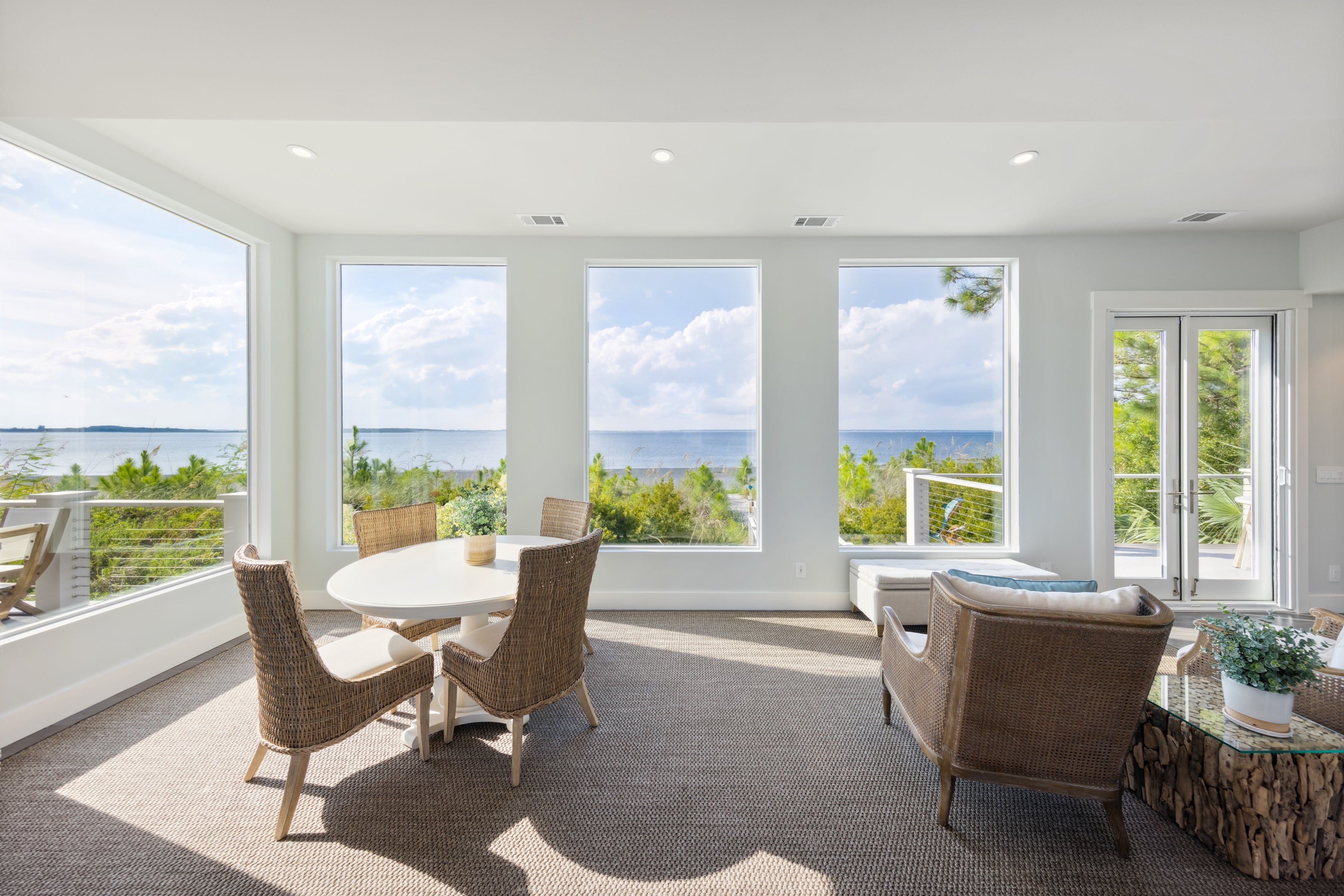 AN529 – Interior of waterfront home with Ultra windows and doors