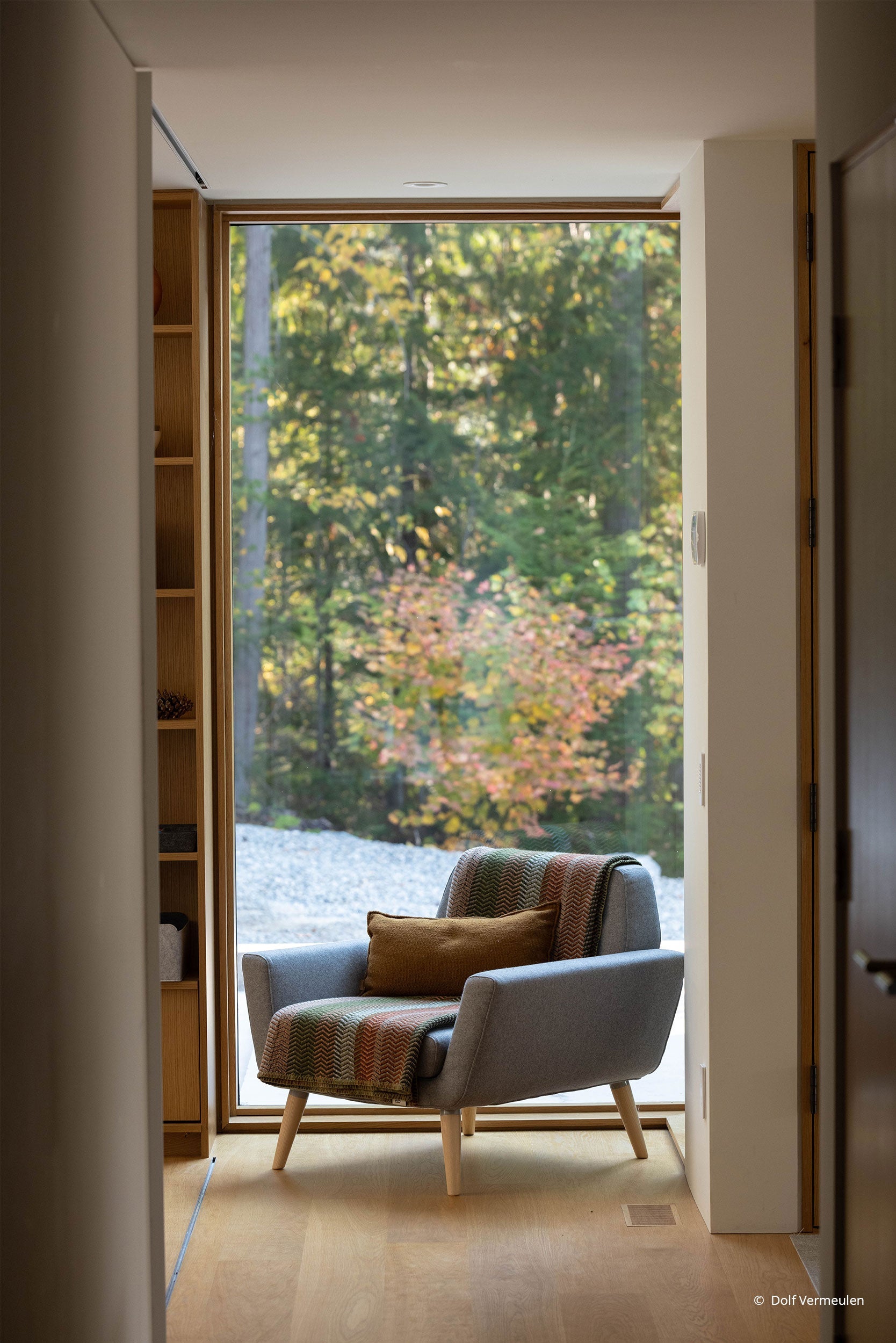 AO256 - Interior of contemporary home with VistaLuxe windows and doors