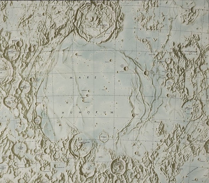 The map of Mare Humorum (Sea of Humors) contains a variety of lunar surface features. Most notable are the wrinkle ridges to the right of the mare basin. The crater Gassendi is at top left; it may be compared with the photobase drawing by Krieger (see item 27). 