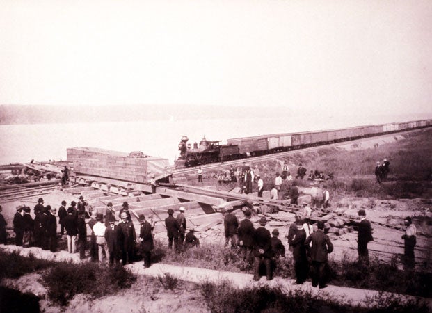 Crossing the Hudson River Railroad. Image source: Gorringe, Henry Honeychurch. Egyptian Obelisks. New York: Published by the Author, 1882, pl. 22.