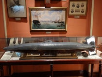 Model of the Peral submarine of 1888, Naval Museum of Madrid, recent photo (Wikimedia commons)