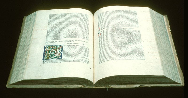 Two-page spread, beginning of book 16, Naturalis historia, by Pliny the Elder, Venice, Nicolas Jenson, 1472 (Linda Hall Library)