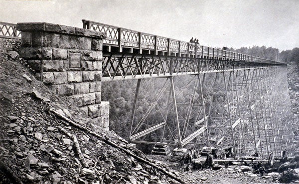 Roadway of the Kinzua Viaduct. Image source: Phoenix Bridge Company. Album of Designs of the Phoenix Bridge Company: Successors to Clarke, Reeves & Co., Phoenixville Bridge Works. Philadelphia: J.B. Lippincott, 1885, pl. 7.