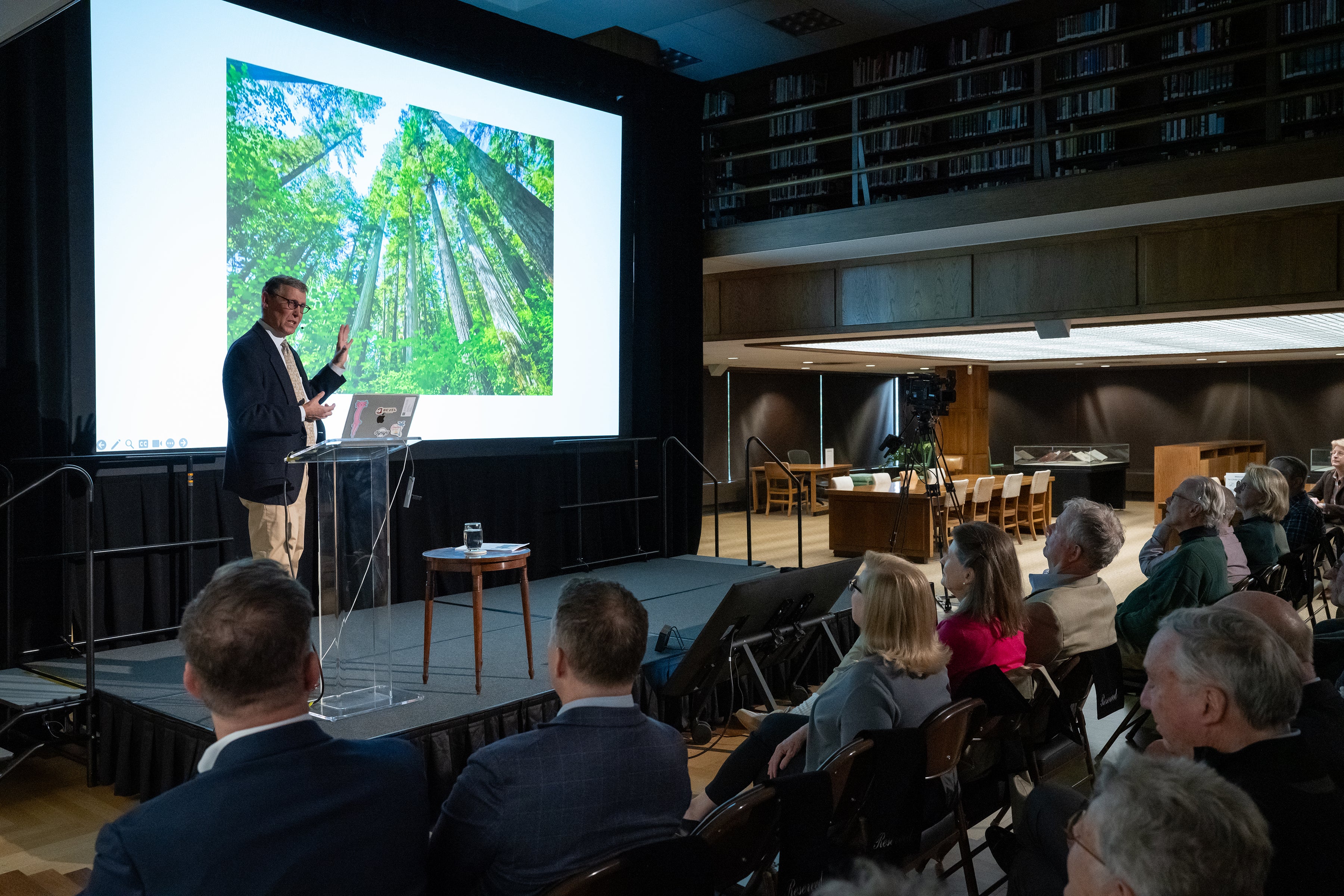 The Linda Hall spotlights internationally renowned scientists during free fall lecture series