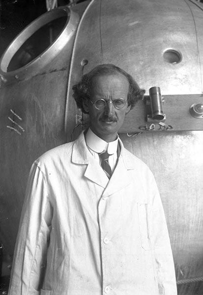 Auguste Piccard next to the gondola of the FNRS-1 balloon, 1931 (Wikimedia commons)