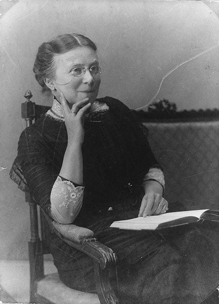 Portrait of Anna Weber-van Bosse, photograph, undated (Artis Library, University of Amsterdam, via Wikimedia commons)