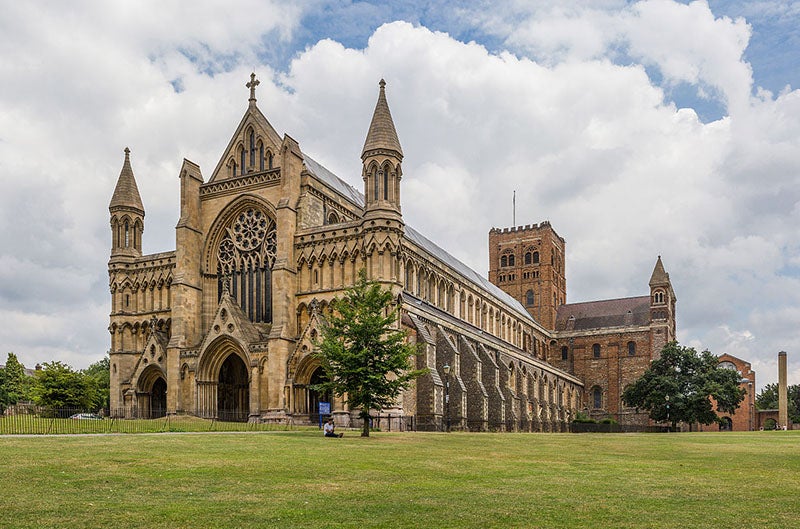 St. Albans Cathedral, recent photo by David Iliff (Wikimedia commons)