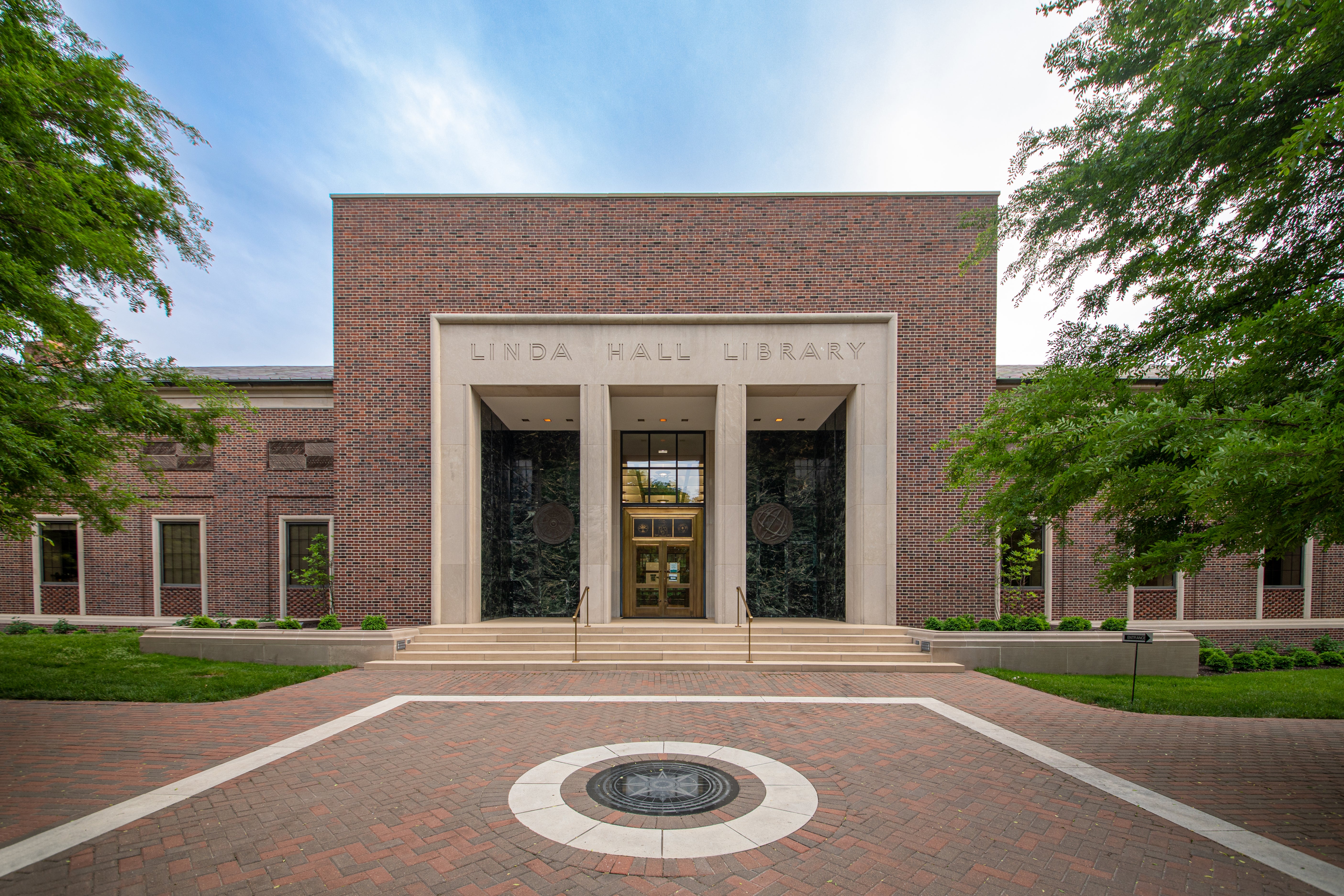 Photo of the front entrance of The Linda Hall