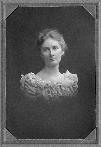 Another portrait of Florence Bascom, undated photograph, Smithsonian Institution Libraries (si.edu)