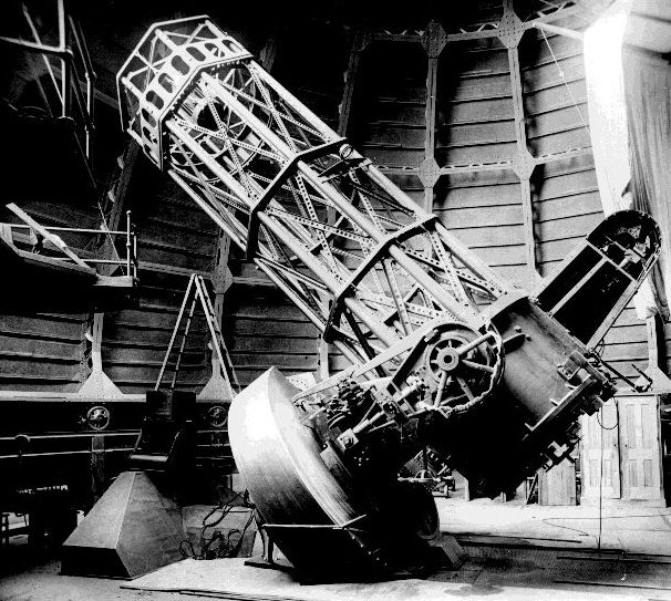 60-inch reflecting telescope, called the Hale reflector, Mount Wilson Observatory, financed by the Carnegie Institution and Andrew Carnegie; it saw first light on Dec. 8, 1908 (10minuteastronomy.wordpress.com)