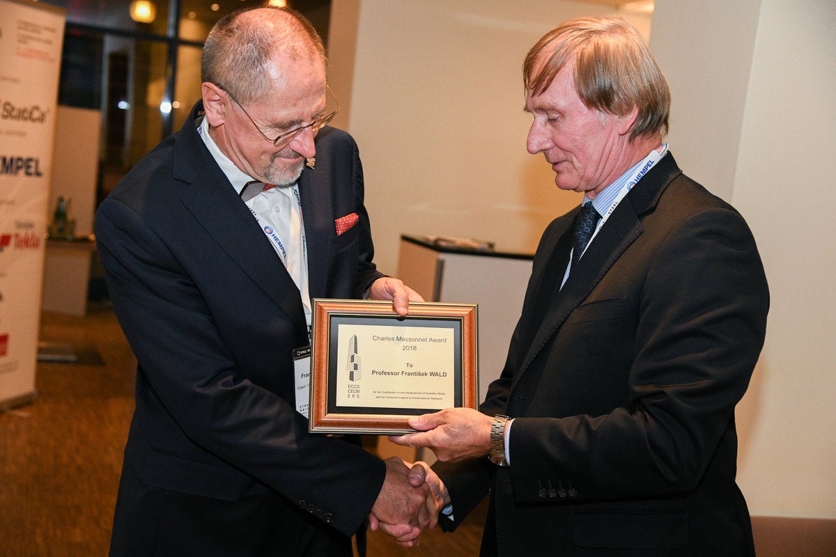 Prof. Frantisek Wald erhielt den Charles Massonnet Award