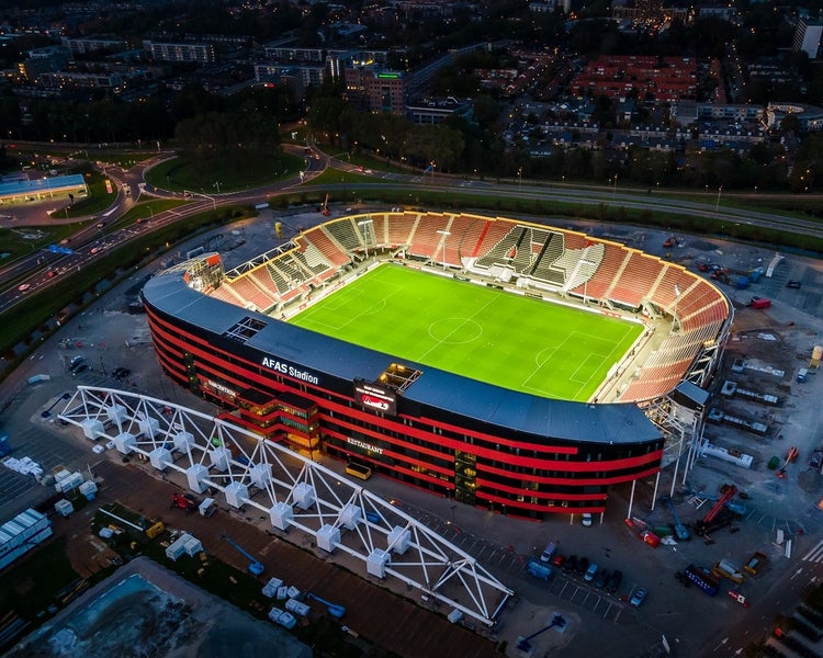 Střešní konstrukce stadionu AFAS