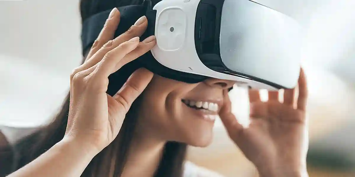 women with headset in a VR learning environment