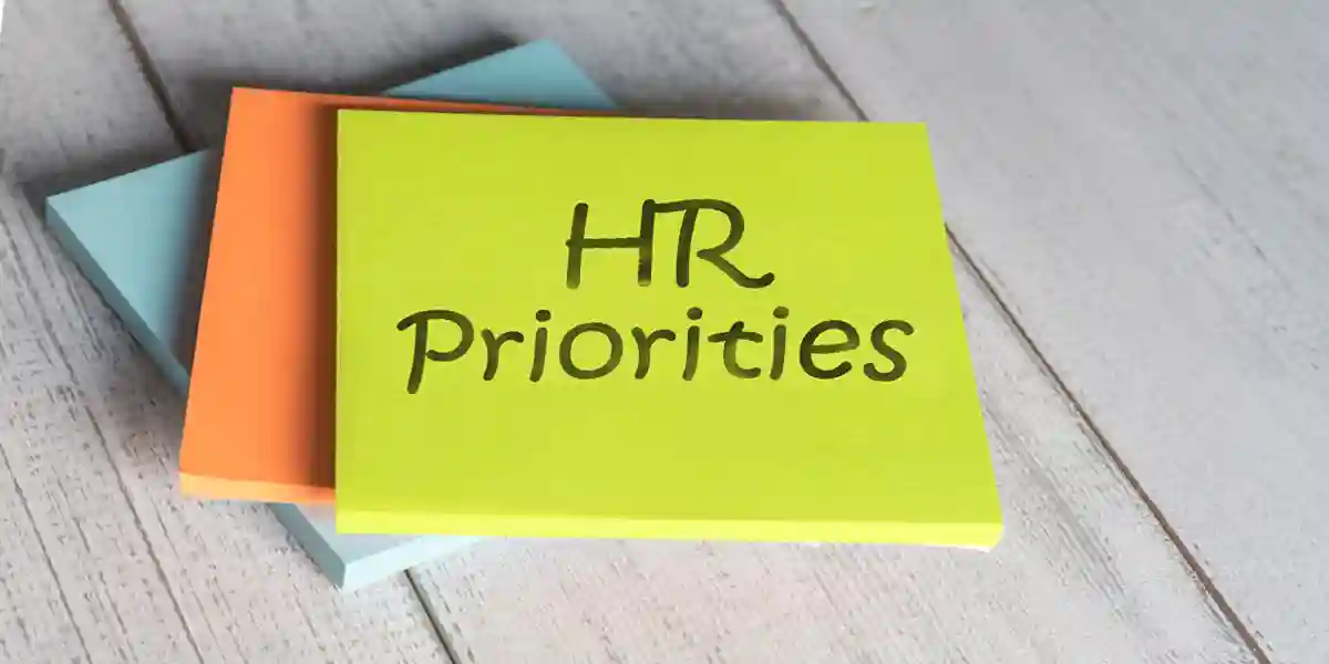 Sticky notes with HR priorities