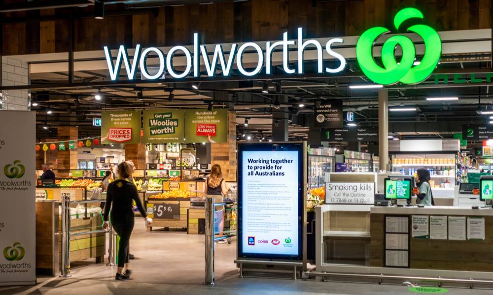 New look store front Woolworths (1).jpg
