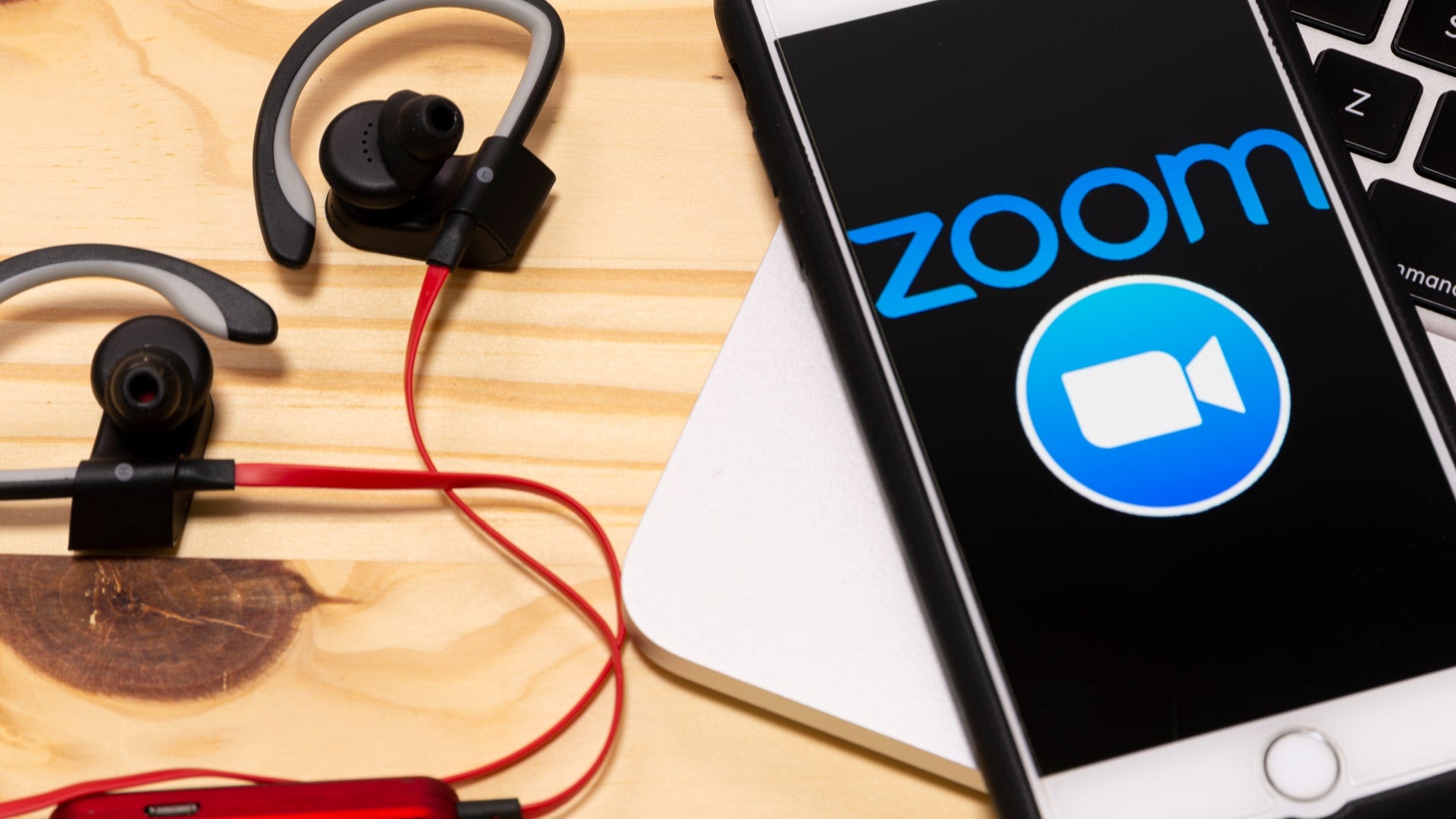 Zoom video conferencing-min.jpg