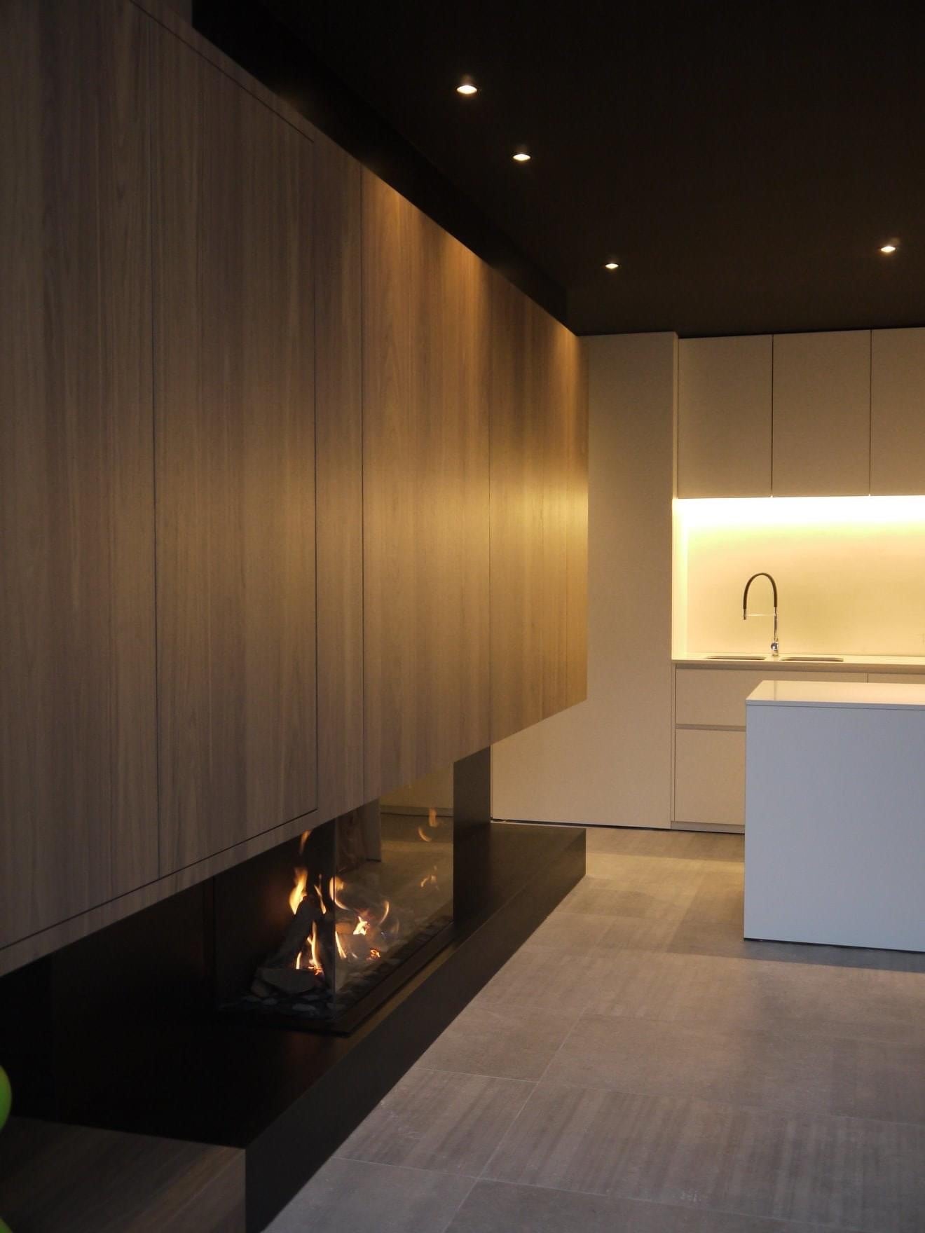 fireplace wood interior - Shinnoki - Shinnoki Frozen Walnut - Frozen Walnut cabinets