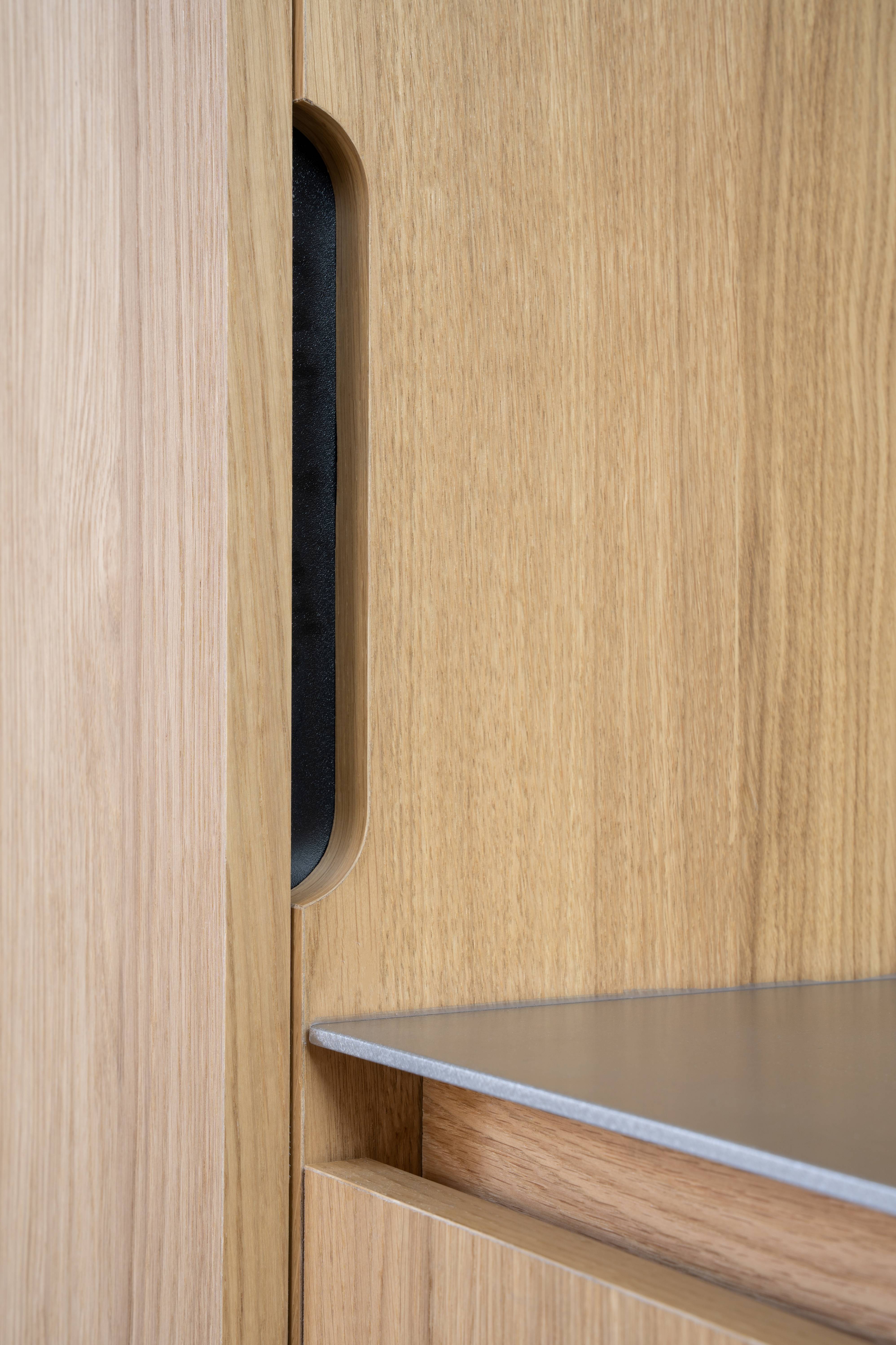 Oak cabinet - Shinnoki - Oak - veneer panels - veneer - oak veneer