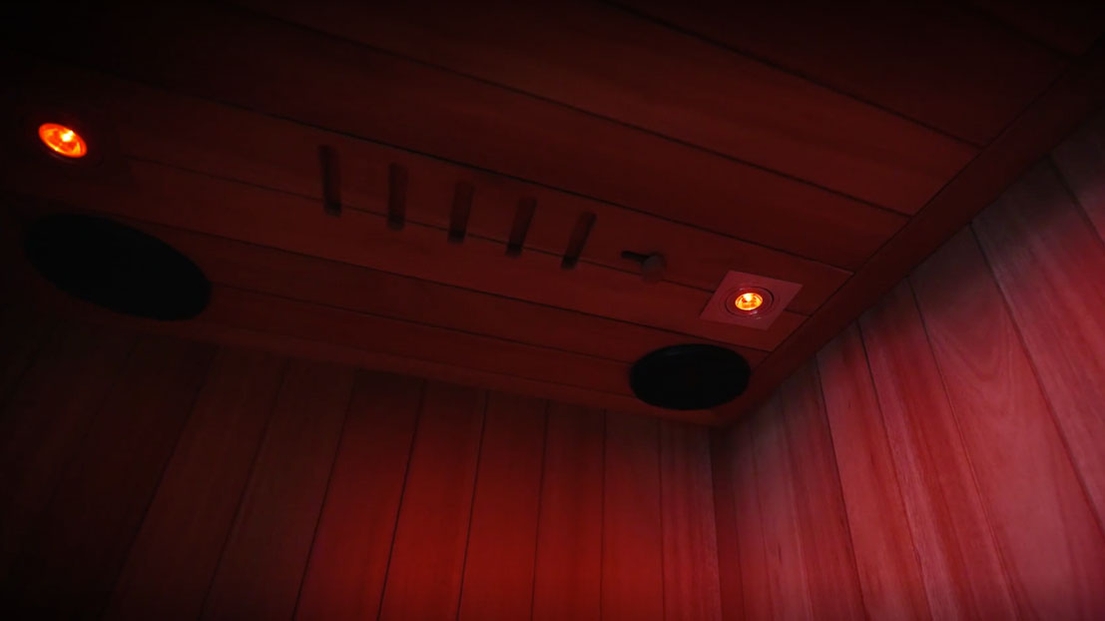 RedLight-vs-Chromo_Blog Video Thumb.jpg
