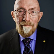 Kip Thorne at the time of receiving the Nobel Prize in Physics, 2017 (nobelprize.org)