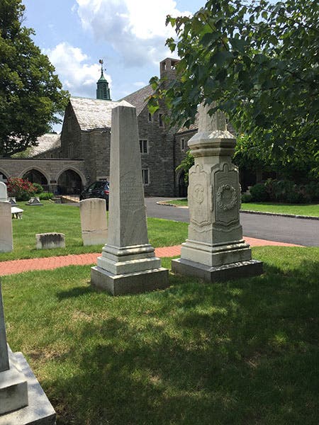Memorial stone for Alfred Vail (on the left) at his grave in Saint Peter's Episcopal Churchyard, Morristown, New Jesey (findagrave.com)