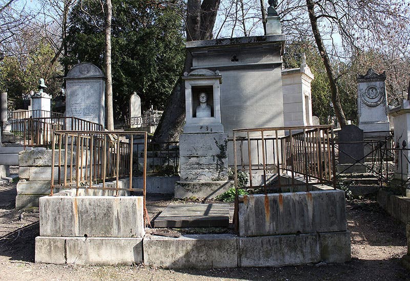 Grave of Antoine-François de Fourcroy, Pere Lachaise Cemetery, Paris (Wikimedia commons)