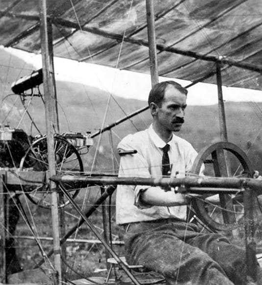 Glenn Curtiss at the controls of June Bug, which he designed and built, 1908 (wright-brothers.org)