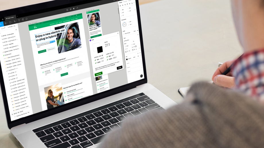 A designer is working on the An Post webpage and checking colour contrast using the Stark plugin.